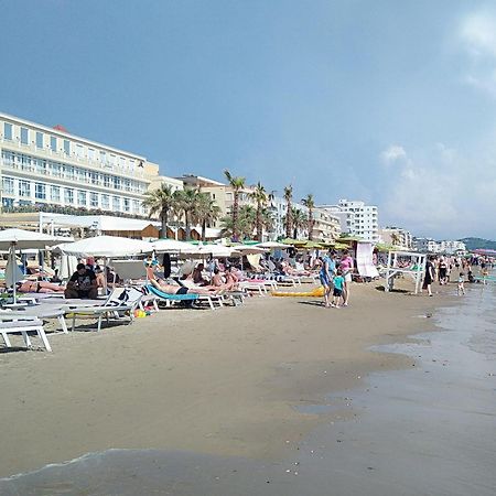 Coastal Apartment Durres Ngoại thất bức ảnh