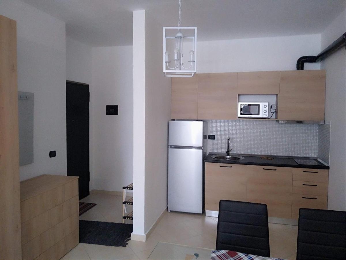 Coastal Apartment Durres Ngoại thất bức ảnh